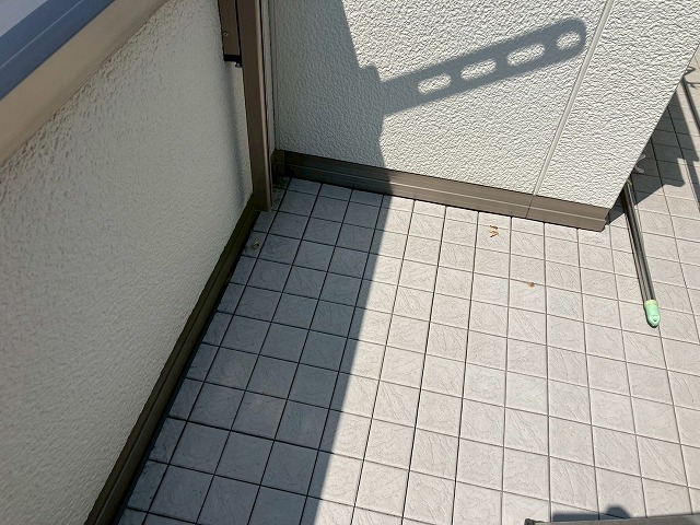 シート防水と壁の継ぎ目